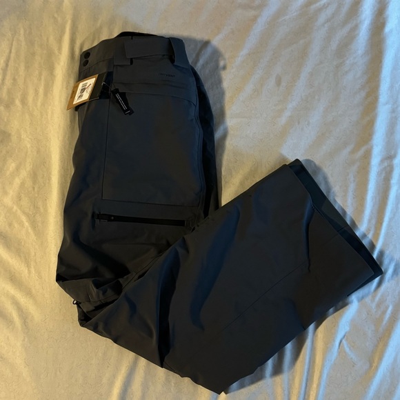 Men’s TNF Snow/Ski Pants - Picture 3 of 5